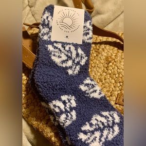 NWT Palm Leaf Cozy Socks